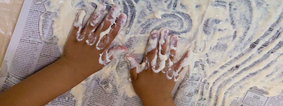 Article Banner_Sensory Play