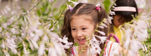 girl with flowers